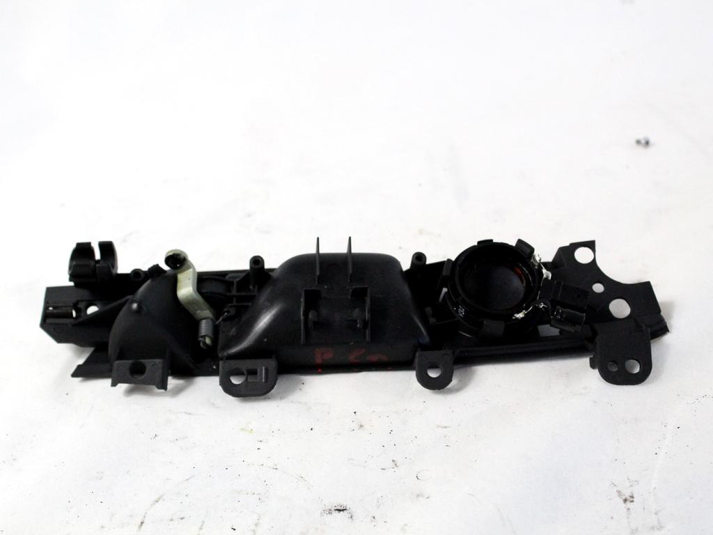 NOTRANJA KLJUKA  OEM N. 8P4839019D ORIGINAL REZERVNI DEL AUDI A3 MK2R 8P 8PA 8P1 8P7 (2008 - 2012)DIESEL LETNIK 2010