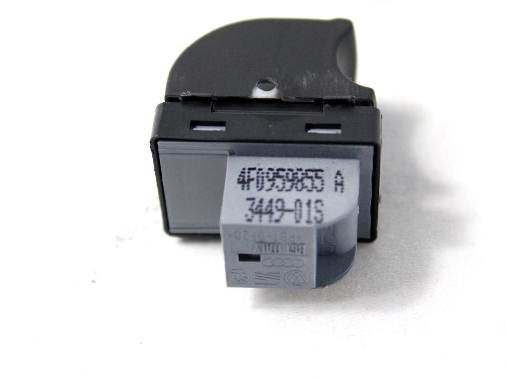 ZADNJE STIKALO OEM N. 4F0959855A ORIGINAL REZERVNI DEL AUDI A3 MK2R 8P 8PA 8P1 8P7 (2008 - 2012)DIESEL LETNIK 2010