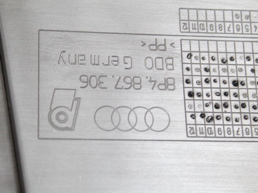 VRATNI PANEL OEM N. PNPDTADA38PRBR5P ORIGINAL REZERVNI DEL AUDI A3 MK2R 8P 8PA 8P1 8P7 (2008 - 2012)DIESEL LETNIK 2010