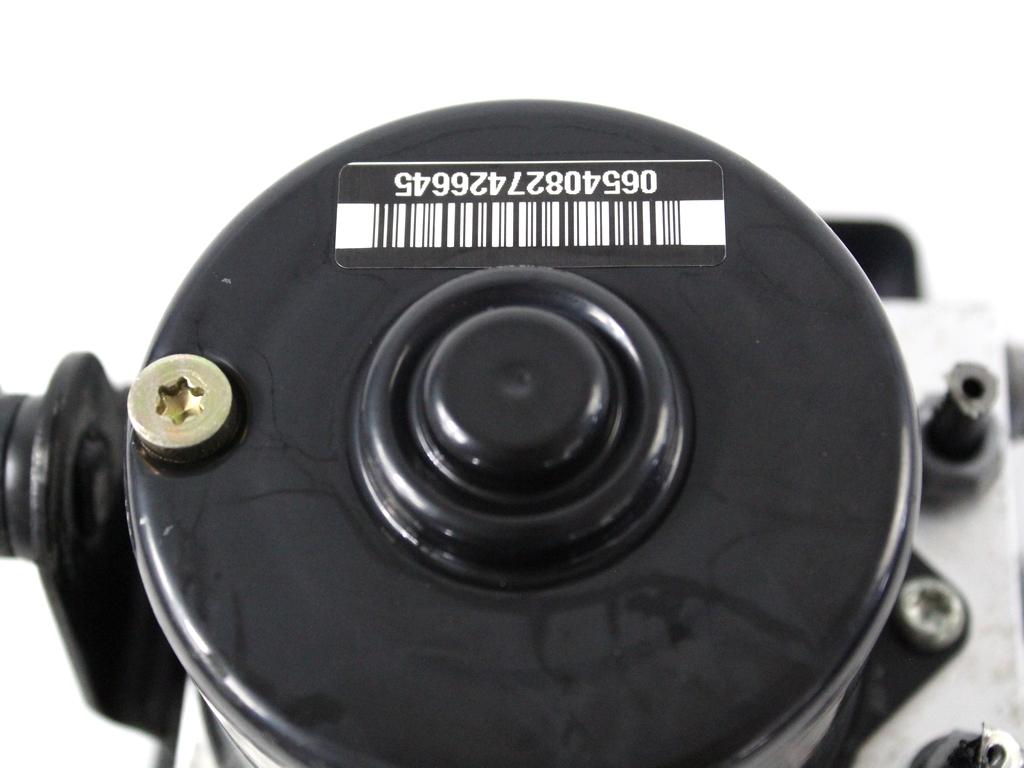 ABS AGREGAT S PUMPO OEM N. 1K0614517H ORIGINAL REZERVNI DEL AUDI A3 MK2 8P 8PA 8P1 (2003 - 2008)DIESEL LETNIK 2004