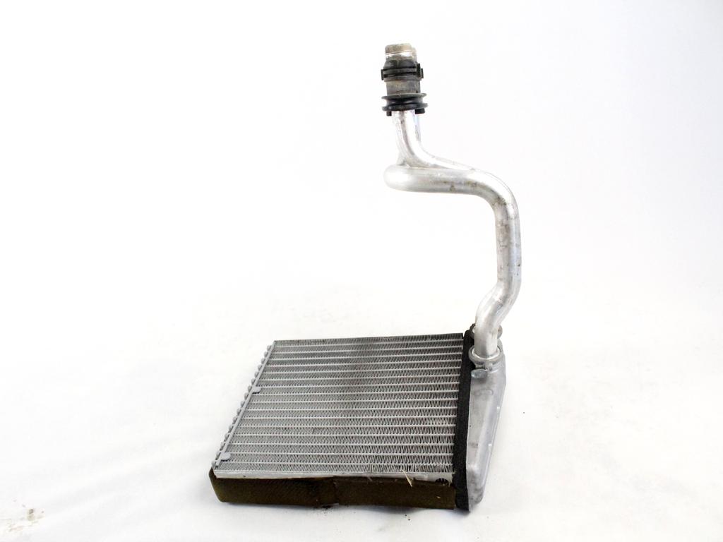 GRELEC RADIATORJA OEM N. 1K0819031 ORIGINAL REZERVNI DEL AUDI A3 MK2 8P 8PA 8P1 (2003 - 2008)DIESEL LETNIK 2004