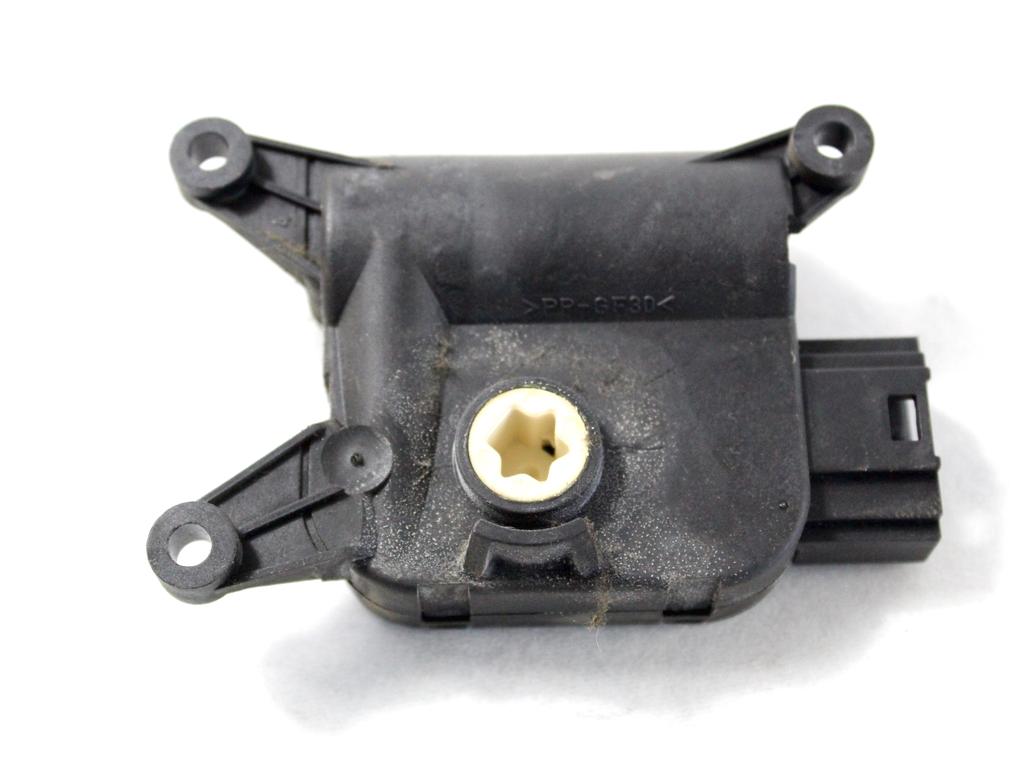 MOTORCEK OGREVANJA OEM N. 132801338 ORIGINAL REZERVNI DEL AUDI A3 MK2 8P 8PA 8P1 (2003 - 2008)DIESEL LETNIK 2004