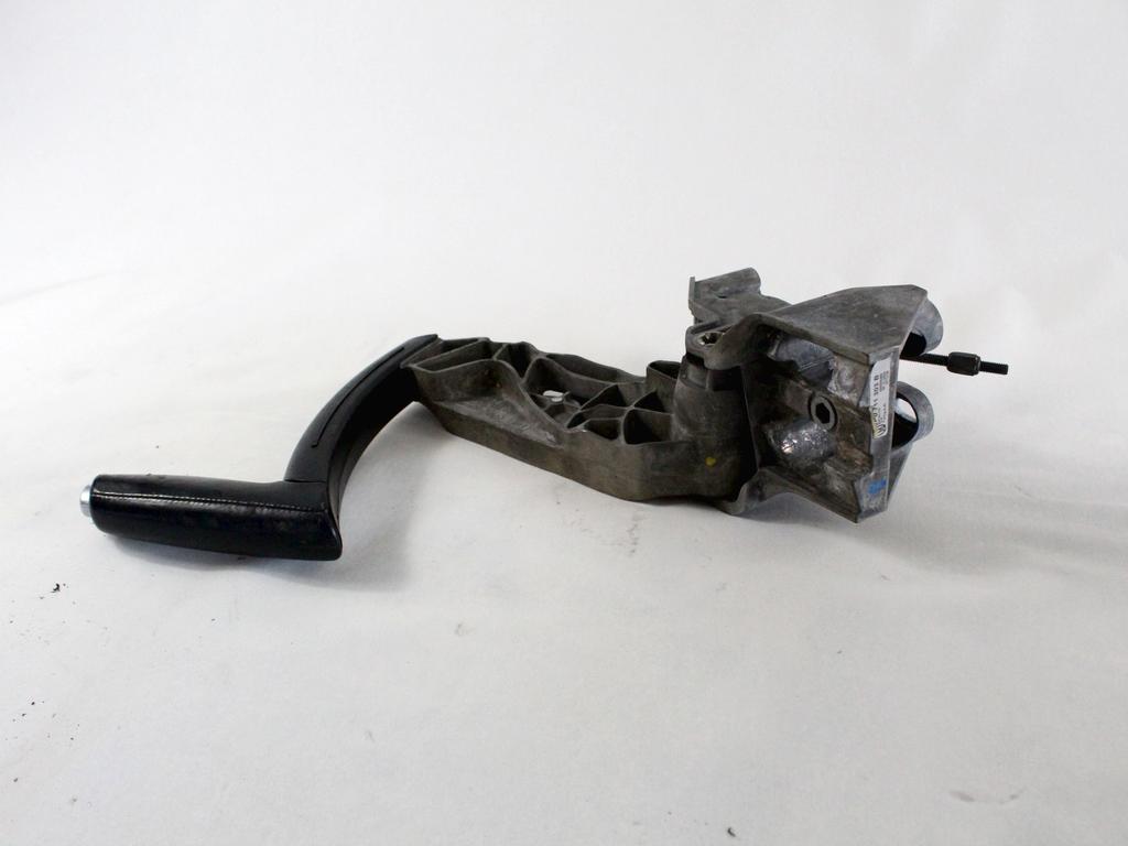 OEM N. 8P0711303B ORIGINAL REZERVNI DEL AUDI A3 MK2 8P 8PA 8P1 (2003 - 2008)DIESEL LETNIK 2004