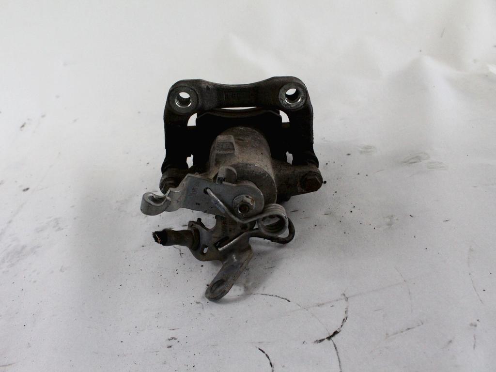 ZADNJE DESNE ZAVORNE CELJUSTI  OEM N. 1K0615424J ORIGINAL REZERVNI DEL AUDI A3 MK2 8P 8PA 8P1 (2003 - 2008)DIESEL LETNIK 2004