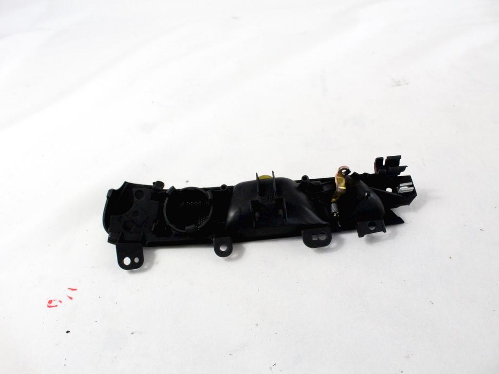 NOTRANJA KLJUKA  OEM N. 8P4839020 ORIGINAL REZERVNI DEL AUDI A3 MK2 8P 8PA 8P1 (2003 - 2008)DIESEL LETNIK 2004