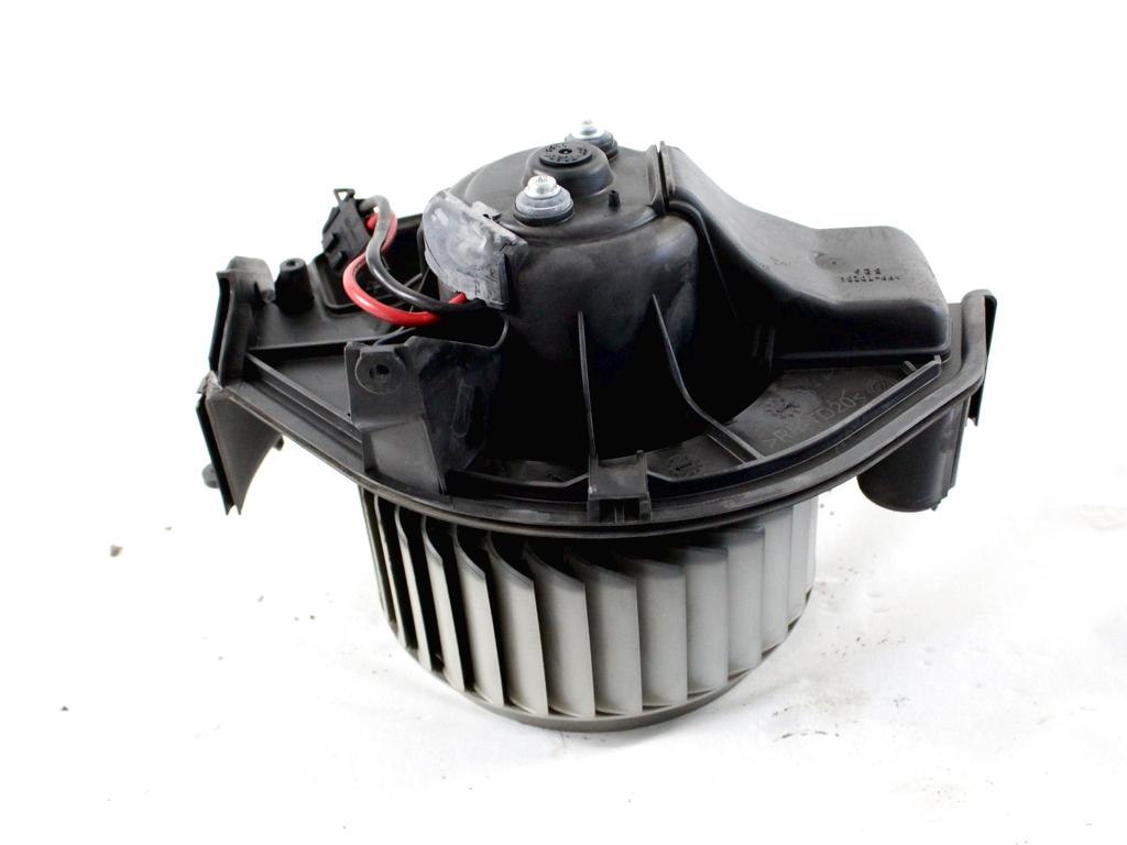 VENTILATOR  KABINE  OEM N. 1K1819015 ORIGINAL REZERVNI DEL AUDI A6 C6 R 4F2 4FH 4F5 BER/SW/ALLROAD (10/2008 - 2011) DIESEL LETNIK 2009