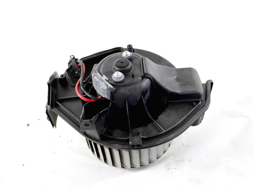 VENTILATOR  KABINE  OEM N. 1K1819015 ORIGINAL REZERVNI DEL AUDI A6 C6 R 4F2 4FH 4F5 BER/SW/ALLROAD (10/2008 - 2011) DIESEL LETNIK 2009