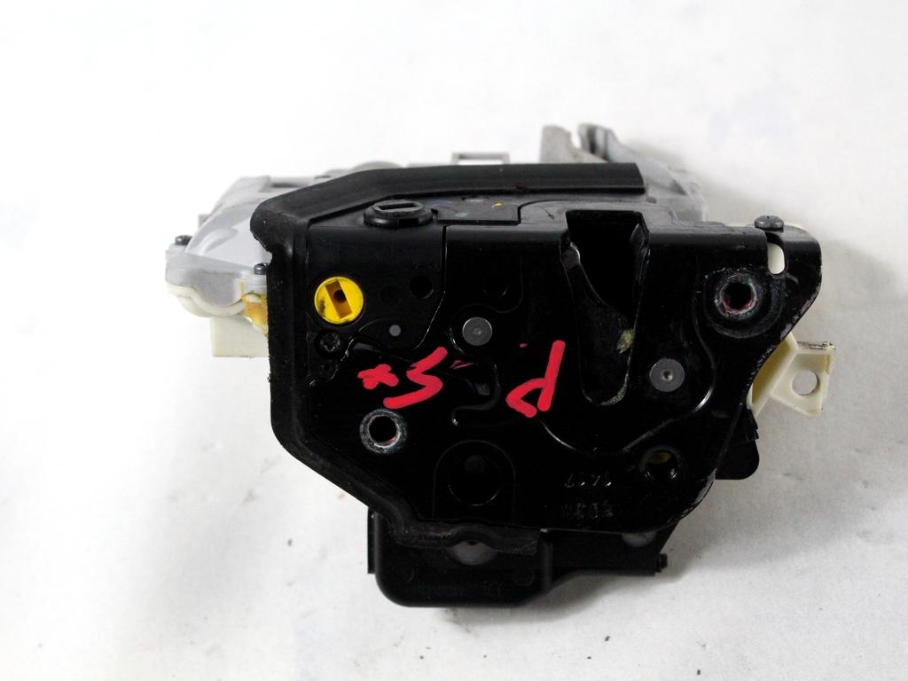 CENTRALNA KLJUCAVNICA ZADJIH LEVIH VRAT OEM N. 4F0839015 ORIGINAL REZERVNI DEL AUDI A6 C6 R 4F2 4FH 4F5 BER/SW/ALLROAD (10/2008 - 2011) DIESEL LETNIK 2009