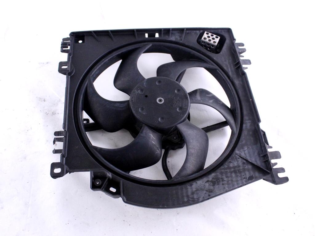 VENTILATOR HLADILNIKA OEM N. 8200748439 ORIGINAL REZERVNI DEL RENAULT CLIO BR0//1 CR0/1 KR0/1 MK3 (2005 - 05/2009) BENZINA LETNIK 2009