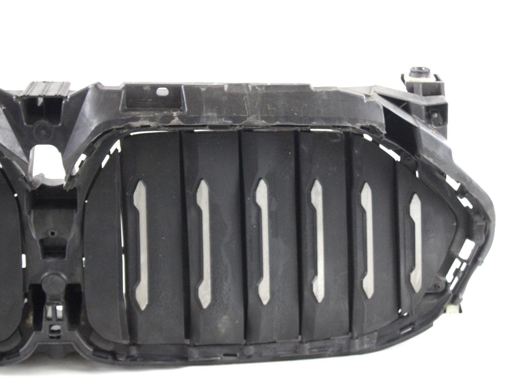 SPREDNJE OKRASNE MASKE OEM N. 5113226775 ORIGINAL REZERVNI DEL BMW X5 G05 (DAL 2018)DIESEL LETNIK 2019