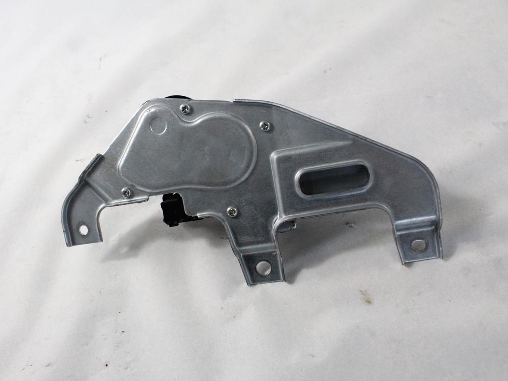 MOTORCEK ZADNJEGA BRISALCA OEM N. 3881079J00000 ORIGINAL REZERVNI DEL SUZUKI SX4 EY GY R (2009-2014)BENZINA LETNIK 2011