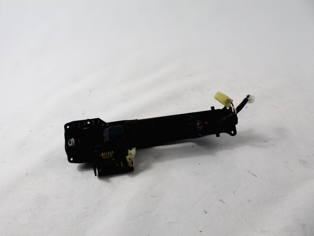 ZUNANJA KLJUKA SPREDNJA DESNA VRATA OEM N. 8281263J005PK ORIGINAL REZERVNI DEL SUZUKI SX4 EY GY R (2009-2014)BENZINA LETNIK 2011