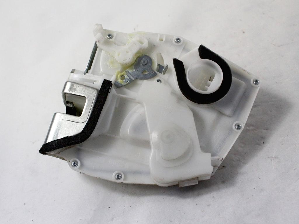 CENTRALNO ZAKLEPANJE ZADNJIH DESNIH VRAT OEM N. 82301-79J21 ORIGINAL REZERVNI DEL SUZUKI SX4 EY GY R (2009-2014)BENZINA LETNIK 2011