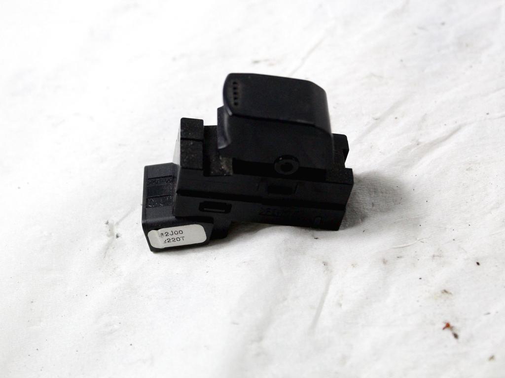 ZADNJE STIKALO OEM N. 3799562J00000 ORIGINAL REZERVNI DEL SUZUKI SX4 EY GY R (2009-2014)BENZINA LETNIK 2011