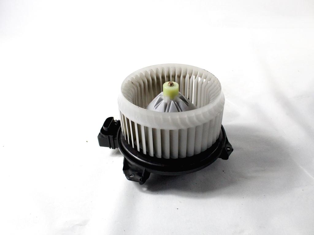 VENTILATOR  KABINE  OEM N. 7415062JA0000 ORIGINAL REZERVNI DEL SUZUKI SX4 EY GY R (2009-2014)BENZINA LETNIK 2011