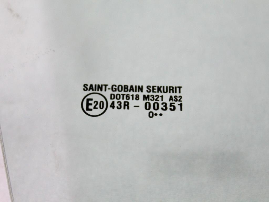 STEKLO SPREDNJIH DESNIH VRAT OEM N. 84531-79J00 ORIGINAL REZERVNI DEL SUZUKI SX4 EY GY R (2009-2014)BENZINA LETNIK 2011