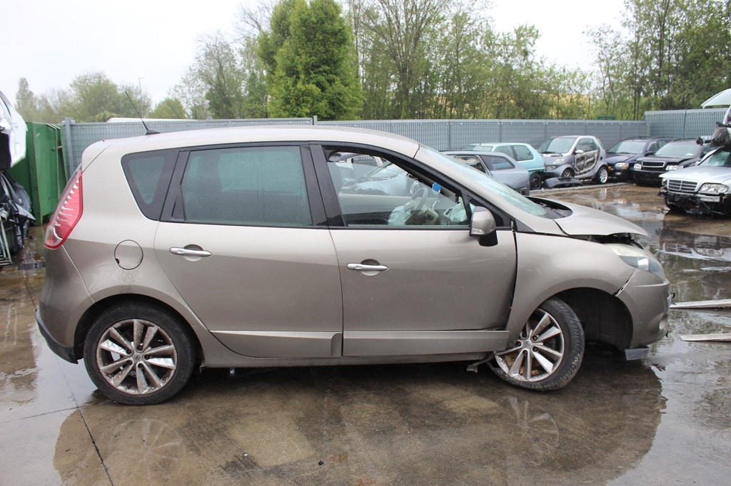 RENAULT SCENIC XMOD 1.5 D 81KW 6M 5P (2010) RICAMBI IN MAGAZZINO