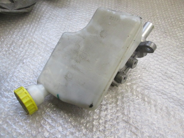 ZAVORNI CILINDER OEM N. 204051420 ORIGINAL REZERVNI DEL CITROEN C3 / PLURIEL MK1R (09/2005 - 11/2010) DIESEL LETNIK 2008