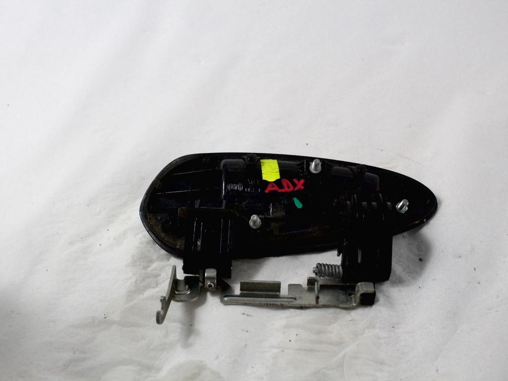 ZUNANJA KLJUKA SPREDNJA DESNA VRATA OEM N. 735499037 ORIGINAL REZERVNI DEL FIAT PUNTO 199 MK3 (2011 - 2017)BENZINA/METANO LETNIK 2015