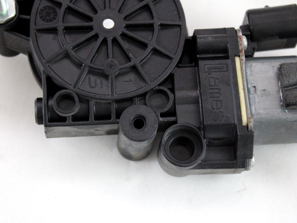 MEHANIZEM DVIGA SPREDNJIH STEKEL  OEM N. 27308 SISTEMA ALZACRISTALLO PORTA ANTERIORE ELETTR ORIGINAL REZERVNI DEL FIAT PUNTO 199 MK3 (2011 - 2017)BENZINA/METANO LETNIK 2015