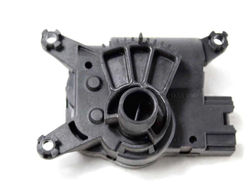 MOTORCEK OGREVANJA OEM N. A21000700 ORIGINAL REZERVNI DEL FIAT PUNTO 199 MK3 (2011 - 2017)BENZINA/METANO LETNIK 2015