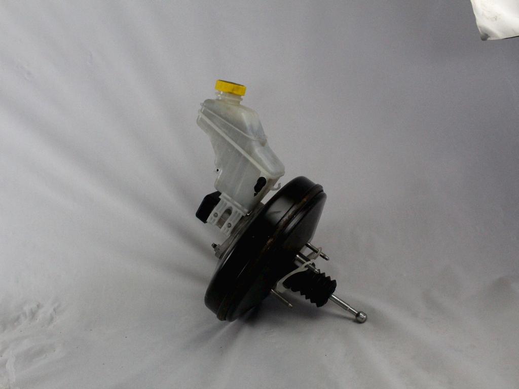 SERVO OJACEVALNIK ZAVOR S PUMPO OEM N. 51878451 ORIGINAL REZERVNI DEL FIAT PUNTO 199 MK3 (2011 - 2017)BENZINA/METANO LETNIK 2015