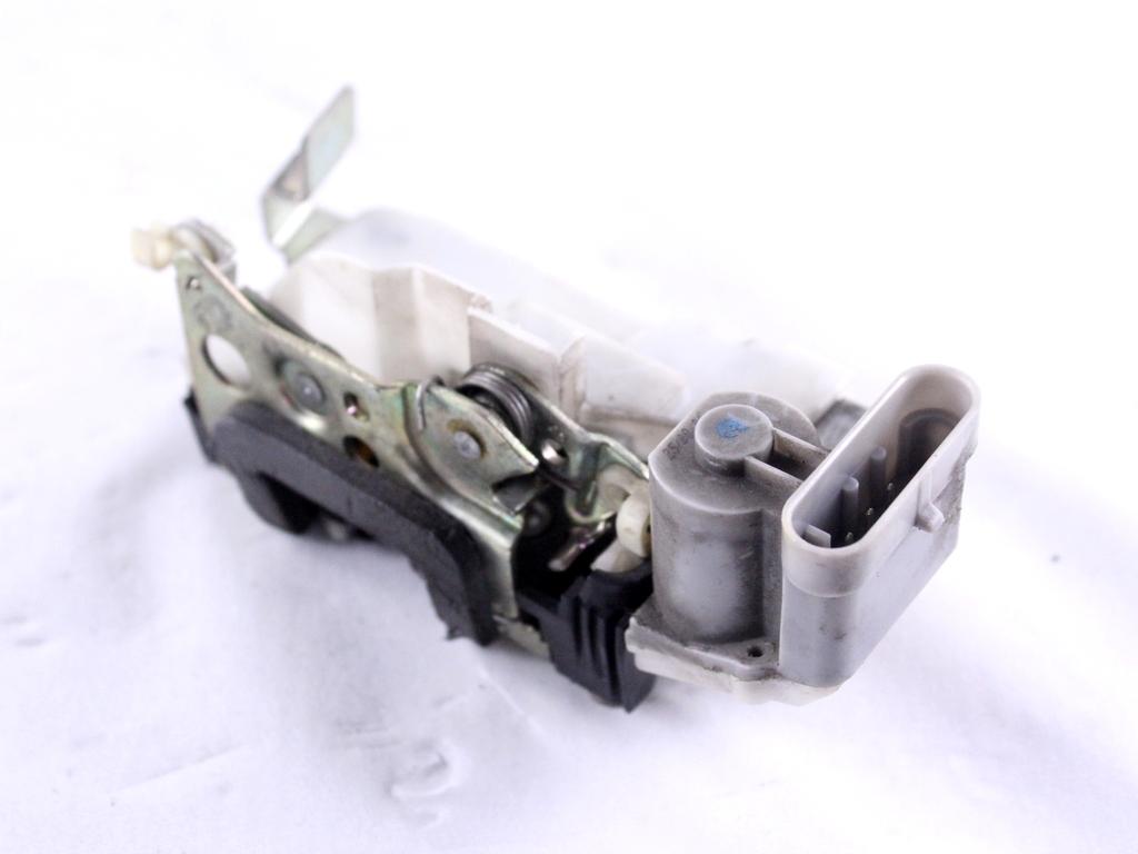 CENTRALNA KLJUCAVNICA ZADJIH LEVIH VRAT OEM N. 46536064 ORIGINAL REZERVNI DEL FIAT PUNTO 188 MK2 R (2003 - 2011) BENZINA LETNIK 2006