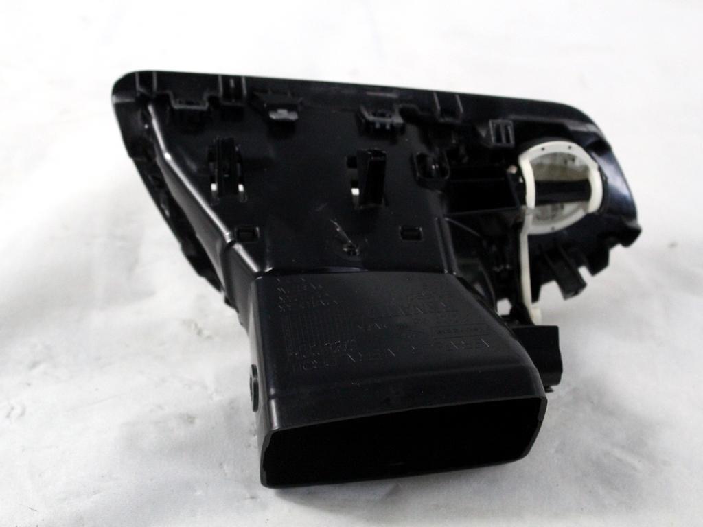 ODVOD ZRAKA OEM N. 687607332R ORIGINAL REZERVNI DEL RENAULT SCENIC XMOD / SCENIC JZ0/1 MK3 (2009 - 2012) DIESEL LETNIK 2010