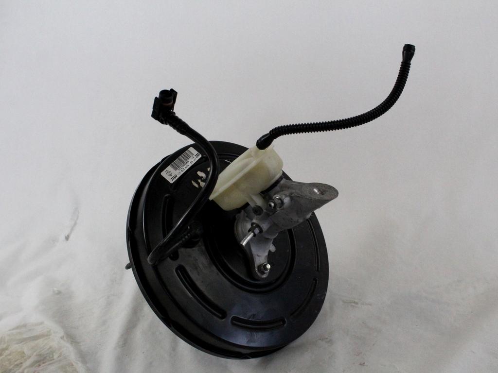 SERVO OJACEVALNIK ZAVOR S PUMPO OEM N. 472100005R ORIGINAL REZERVNI DEL RENAULT SCENIC XMOD / SCENIC JZ0/1 MK3 (2009 - 2012) DIESEL LETNIK 2010