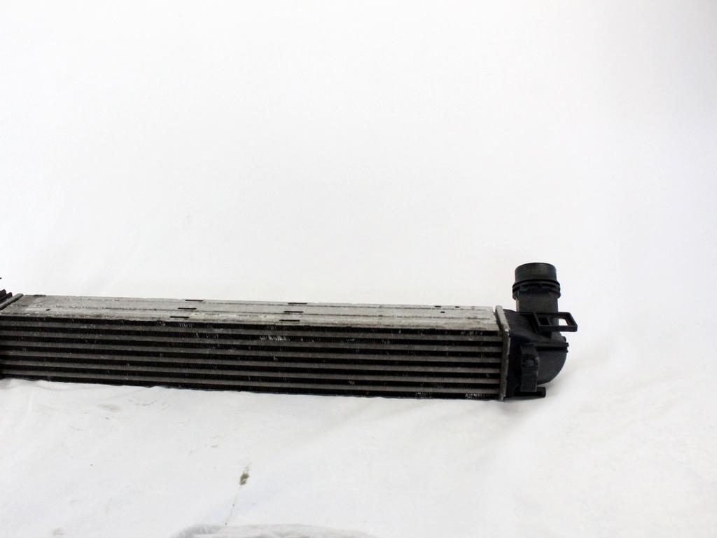 HLADILNIK INTERCOOLER OEM N. 144960006R ORIGINAL REZERVNI DEL RENAULT SCENIC XMOD / SCENIC JZ0/1 MK3 (2009 - 2012) DIESEL LETNIK 2010