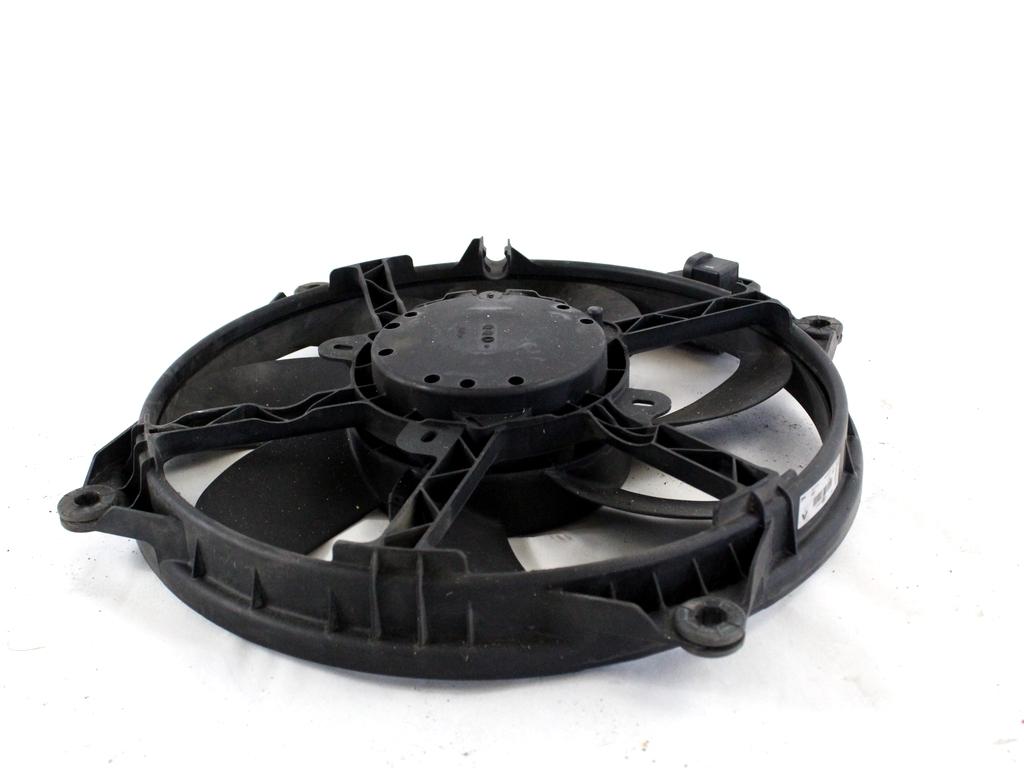 VENTILATOR HLADILNIKA OEM N. 214812415R ORIGINAL REZERVNI DEL RENAULT SCENIC XMOD / SCENIC JZ0/1 MK3 (2009 - 2012) DIESEL LETNIK 2010