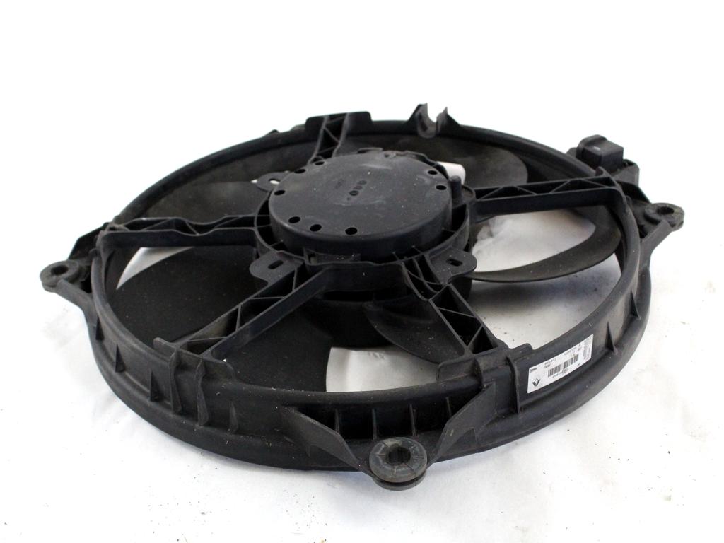 VENTILATOR HLADILNIKA OEM N. 214812415R ORIGINAL REZERVNI DEL RENAULT SCENIC XMOD / SCENIC JZ0/1 MK3 (2009 - 2012) DIESEL LETNIK 2010