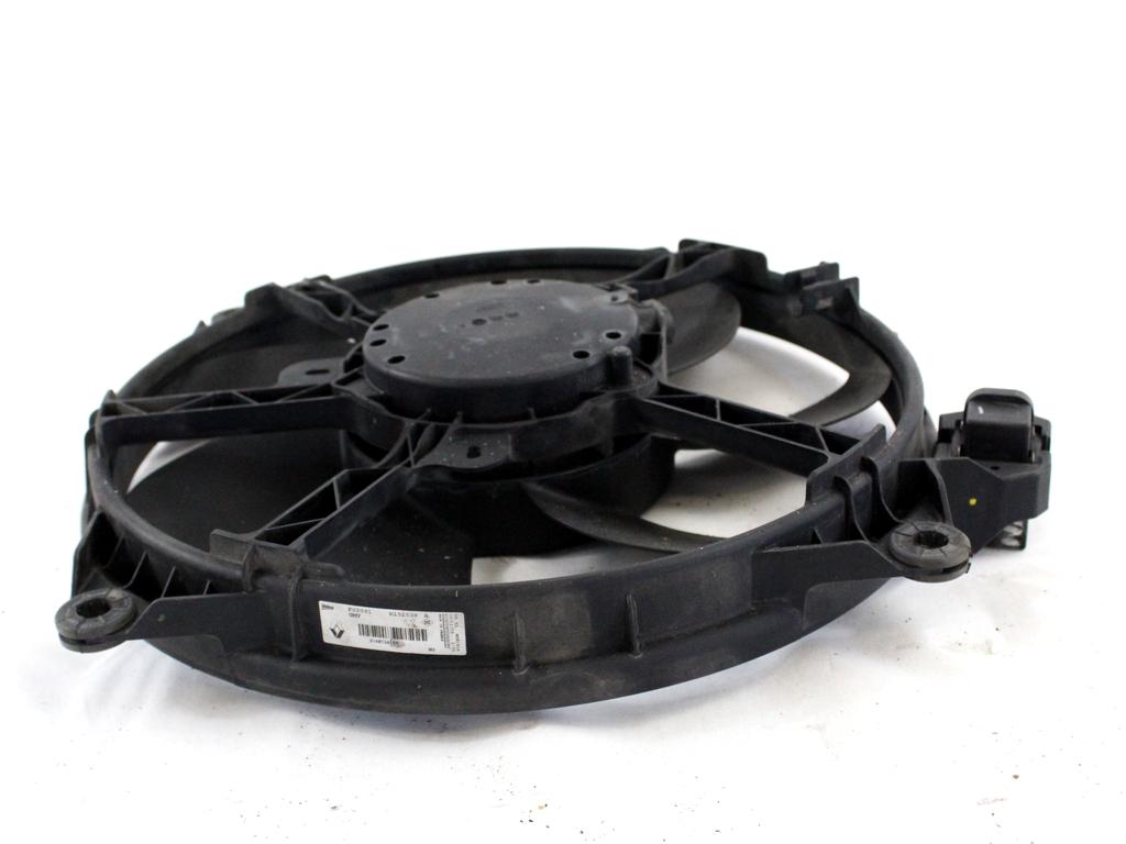 VENTILATOR HLADILNIKA OEM N. 214812415R ORIGINAL REZERVNI DEL RENAULT SCENIC XMOD / SCENIC JZ0/1 MK3 (2009 - 2012) DIESEL LETNIK 2010