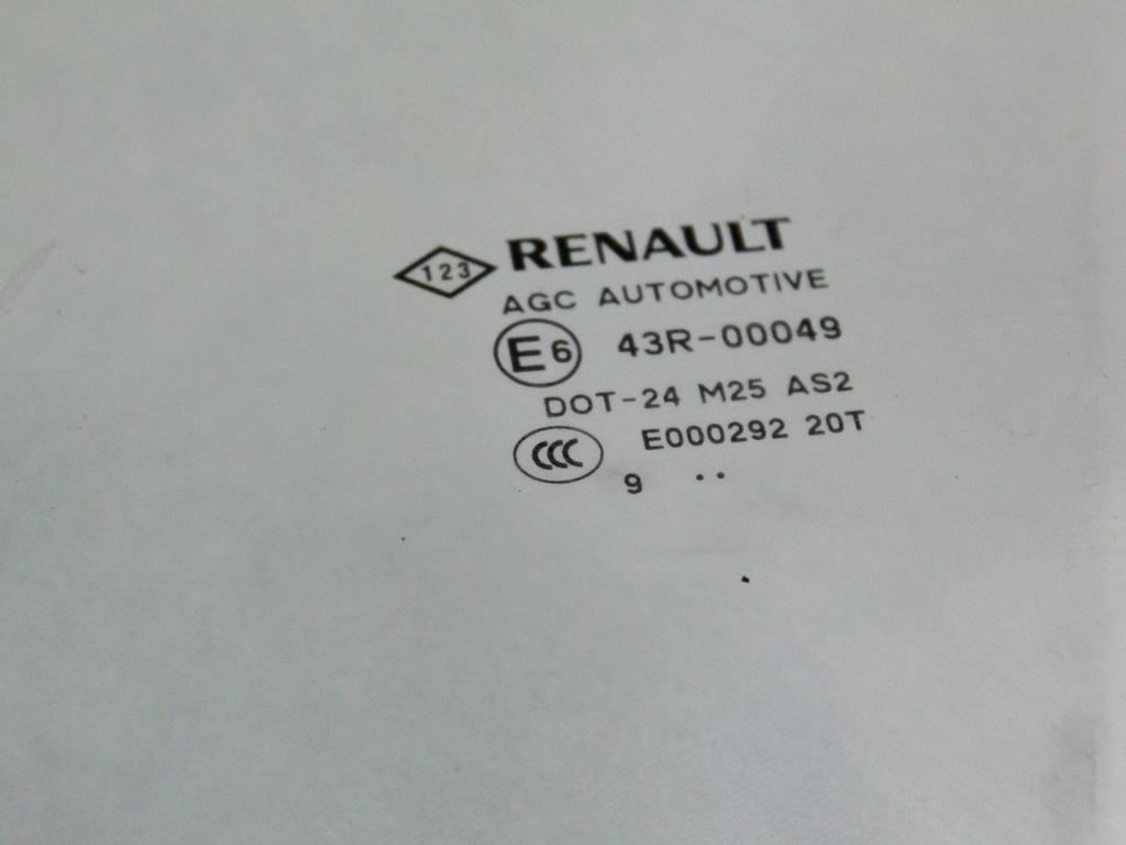 STEKLO SPREDNJIH LEVIH VRAT OEM N. 803010008R ORIGINAL REZERVNI DEL RENAULT SCENIC XMOD / SCENIC JZ0/1 MK3 (2009 - 2012) DIESEL LETNIK 2010