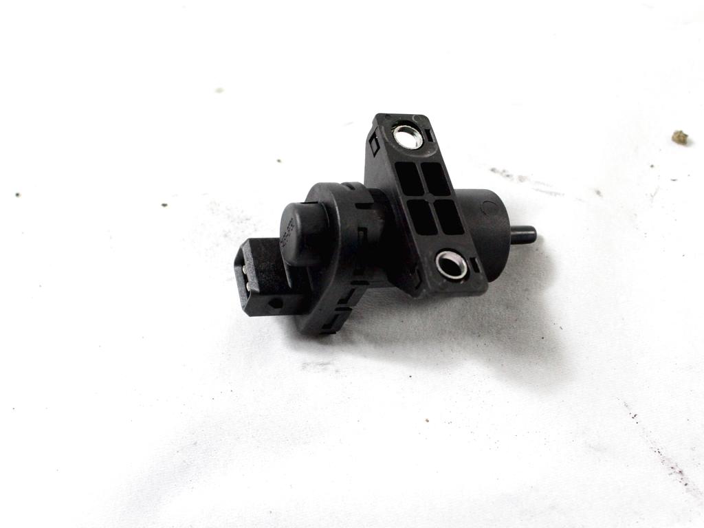 ELEKTROVENTIL  OEM N. 8200762162 ORIGINAL REZERVNI DEL RENAULT SCENIC XMOD / SCENIC JZ0/1 MK3 (2009 - 2012) DIESEL LETNIK 2010