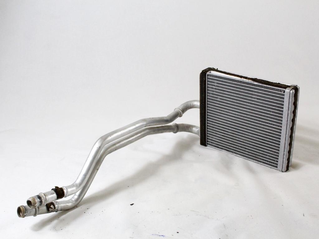 GRELEC RADIATORJA OEM N. 1743436 ORIGINAL REZERVNI DEL FORD FIESTA CB1 CNN MK6 (09/2008 - 11/2012) BENZINA LETNIK 2010