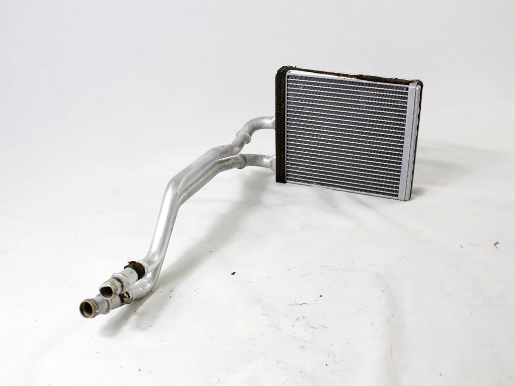 GRELEC RADIATORJA OEM N. 1743436 ORIGINAL REZERVNI DEL FORD FIESTA CB1 CNN MK6 (09/2008 - 11/2012) BENZINA LETNIK 2010