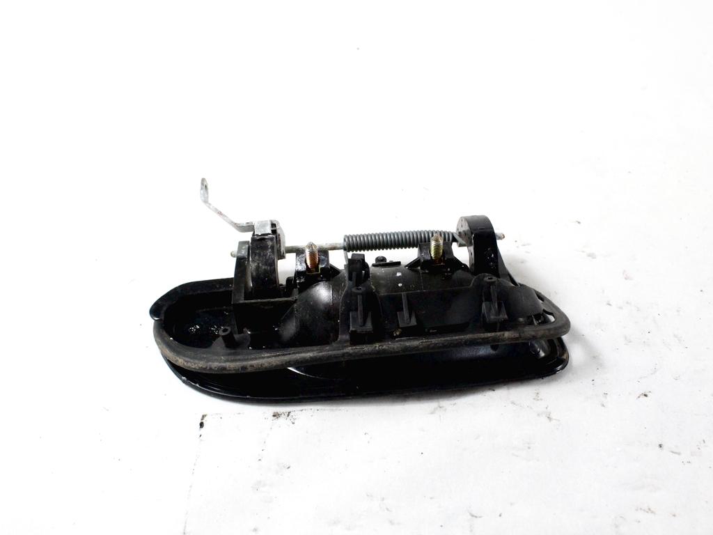 ZUNANJA KLJUKA ZADNJA LEVA VRATA OEM N. 9187667 ORIGINAL REZERVNI DEL VOLVO V70 MK2 285 (2000 - 2007) DIESEL LETNIK 2000