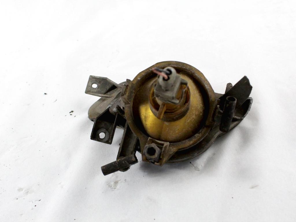 DESNA MEGLENKA OEM N. 8620229 ORIGINAL REZERVNI DEL VOLVO V70 MK2 285 (2000 - 2007) DIESEL LETNIK 2000