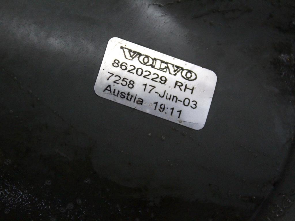 DESNA MEGLENKA OEM N. 8620229 ORIGINAL REZERVNI DEL VOLVO V70 MK2 285 (2000 - 2007) DIESEL LETNIK 2000