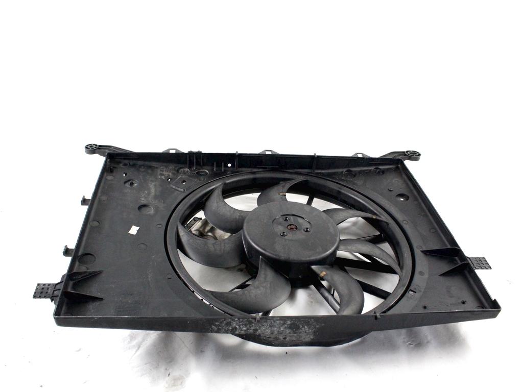 VENTILATOR HLADILNIKA OEM N. 30680547 ORIGINAL REZERVNI DEL VOLVO V70 MK2 285 (2000 - 2007) DIESEL LETNIK 2000