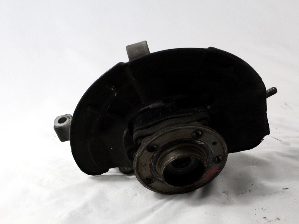 LEVI VRTLJIVI LEZAJ / PESTO KOLESA Z LEZAJEM SPREDAJ OEM N. 9461943 ORIGINAL REZERVNI DEL VOLVO V70 MK2 285 (2000 - 2007) DIESEL LETNIK 2000