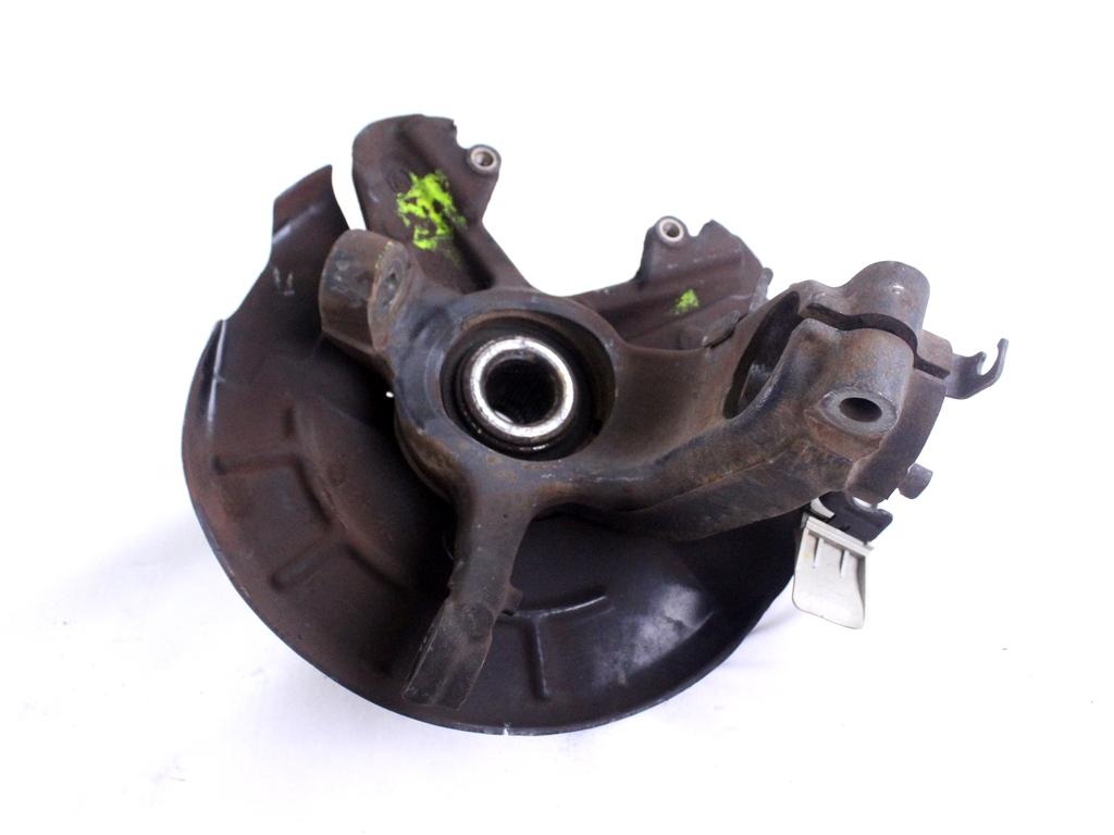 VRTLJIVI LEZAJ DESNO / PESTO KOLESA Z LEZAJEM SPREDAJ OEM N. 6Q0407256AC ORIGINAL REZERVNI DEL SKODA FABIA MK1 6Y2 BER/SW (2000 - 03/2007) BENZINA LETNIK 2001