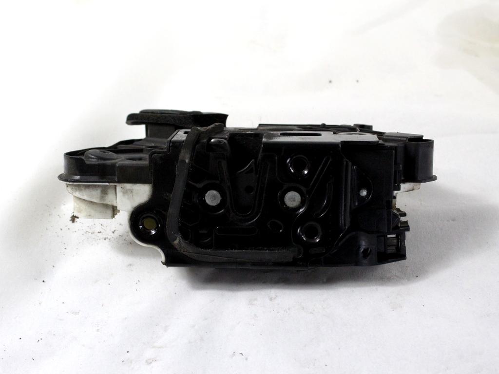 CENTRALNO ZAKLEPANJE PREDNIH LEVIH VRAT OEM N. 5K1837015E ORIGINAL REZERVNI DEL VOLKSWAGEN GOLF VII 5G1 BQ1 BE1 BE2 BA5 BV5 MK7 (2012 - 2017)DIESEL LETNIK 2014