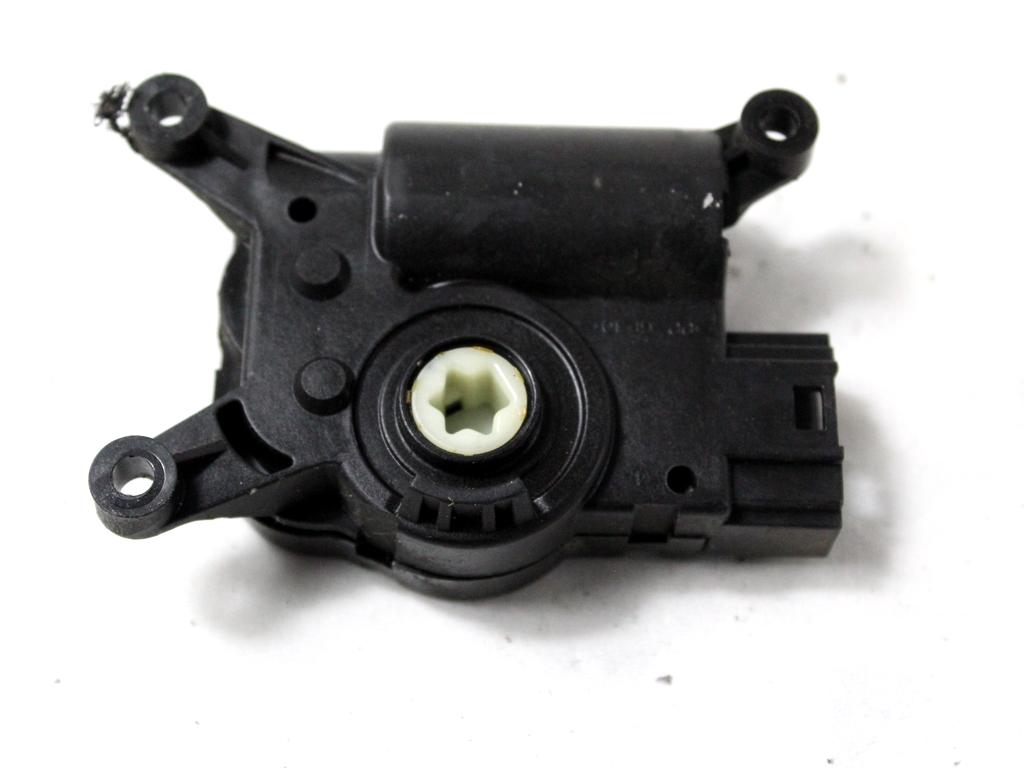 MOTORCEK OGREVANJA OEM N. 5Q0907511L ORIGINAL REZERVNI DEL VOLKSWAGEN GOLF VII 5G1 BQ1 BE1 BE2 BA5 BV5 MK7 (2012 - 2017)DIESEL LETNIK 2014