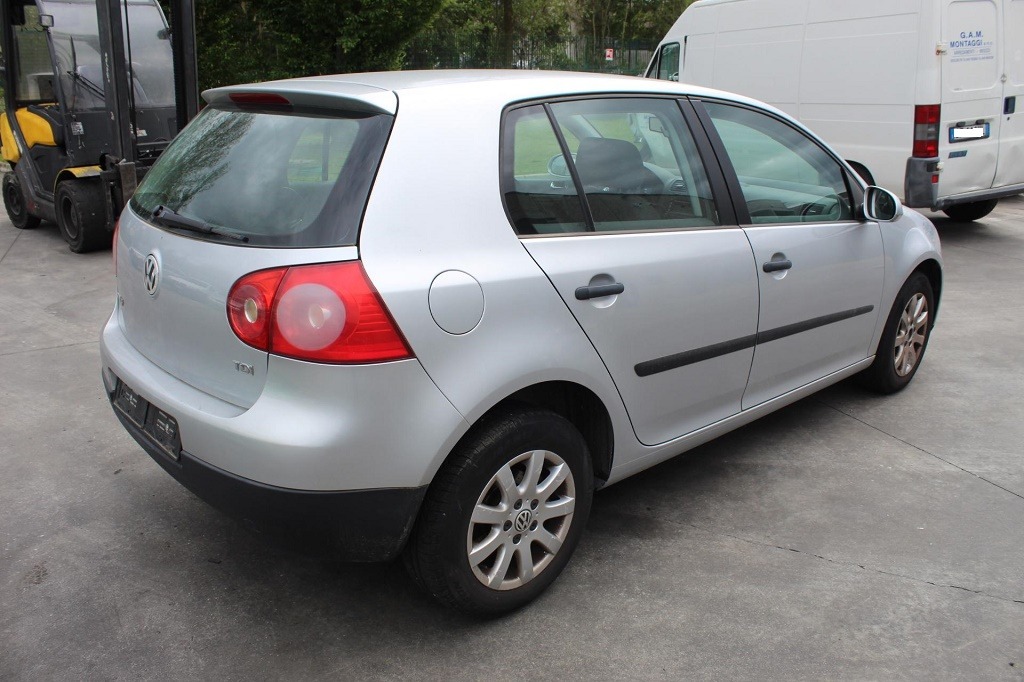 VOLKSWAGEN GOLF 5 1.9 D 77KW 5M 5P (2005) RICAMBI IN MAGAZZINO