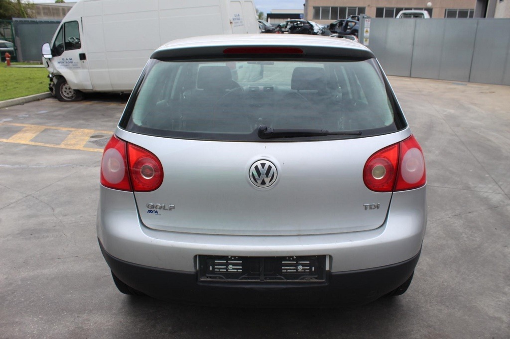 VOLKSWAGEN GOLF 5 1.9 D 77KW 5M 5P (2005) RICAMBI IN MAGAZZINO