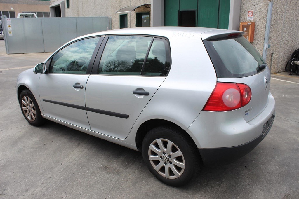 VOLKSWAGEN GOLF 5 1.9 D 77KW 5M 5P (2005) RICAMBI IN MAGAZZINO