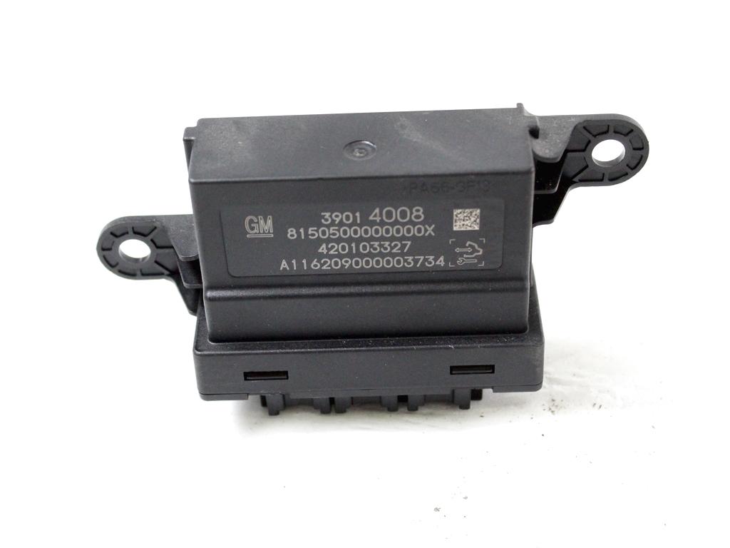 ECU PARKIRNI SENZORJI OEM N. 39014008 ORIGINAL REZERVNI DEL OPEL ASTRA K B16 5P/3P/SW (2015 - 2021)DIESEL LETNIK 2017