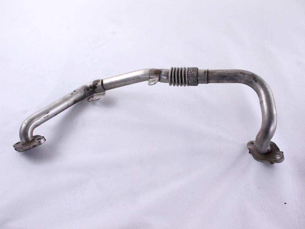 EGR CEV OEM N. 03L131521AH ORIGINAL REZERVNI DEL AUDI A4 B8 8K2 BER/SW/CABRIO (2007 - 11/2015) DIESEL LETNIK 2009